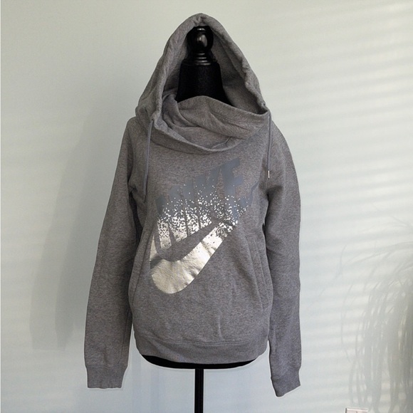 FREE with >3 items! Nike cowl neck hoody. Size M - Picture 1 of 4